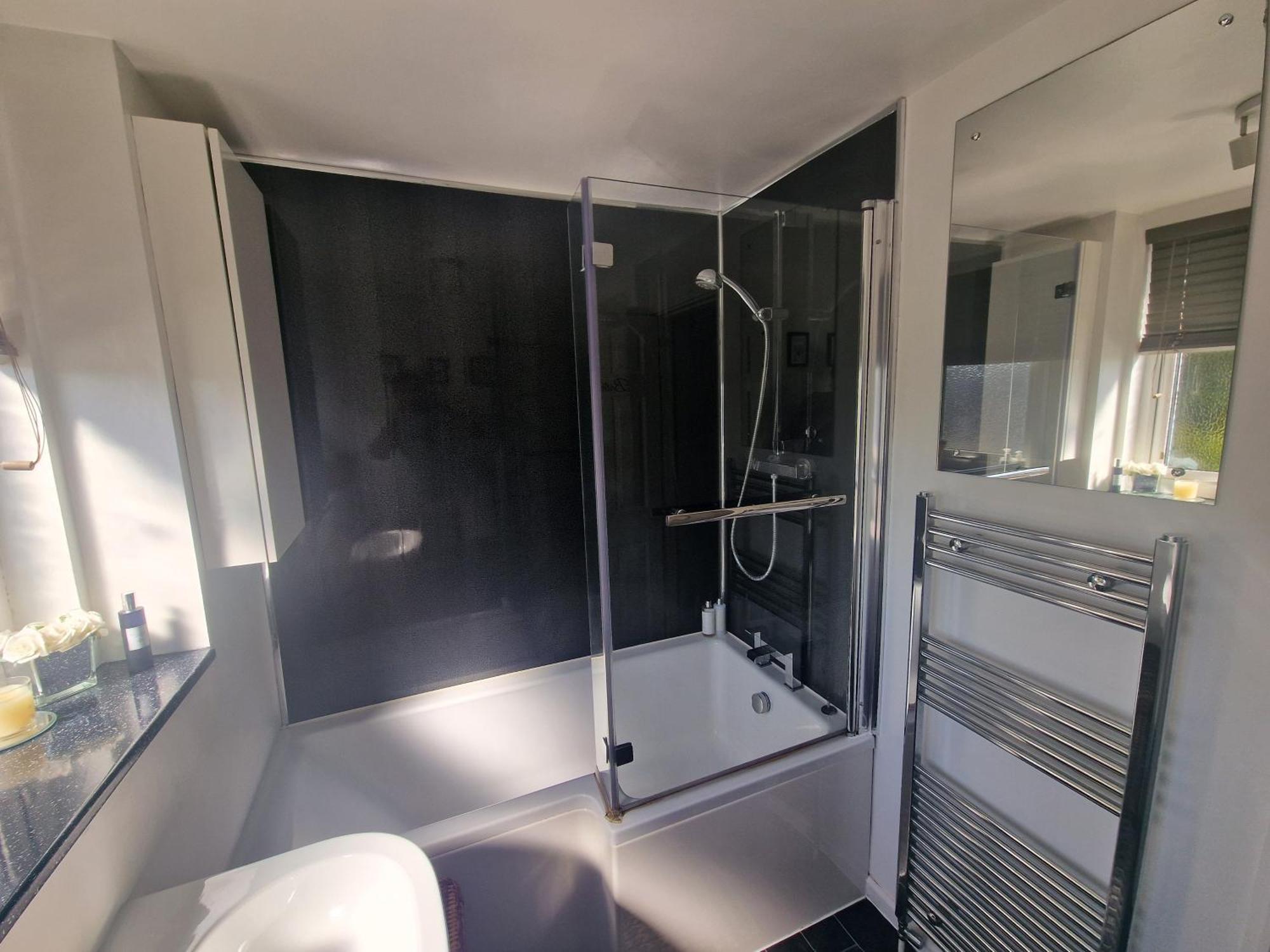 Stylish & Modern 2 Bed House With Free Parking Leeds Apartment Leeds  Exterior foto